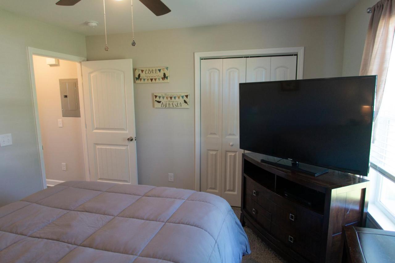 Great Little Guest Suite With Private Entry & Deck! Pet Friendly & 30 Mins To Nashville! Ashland City Екстер'єр фото