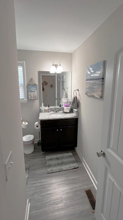 Great Little Guest Suite With Private Entry & Deck! Pet Friendly & 30 Mins To Nashville! Ashland City Екстер'єр фото