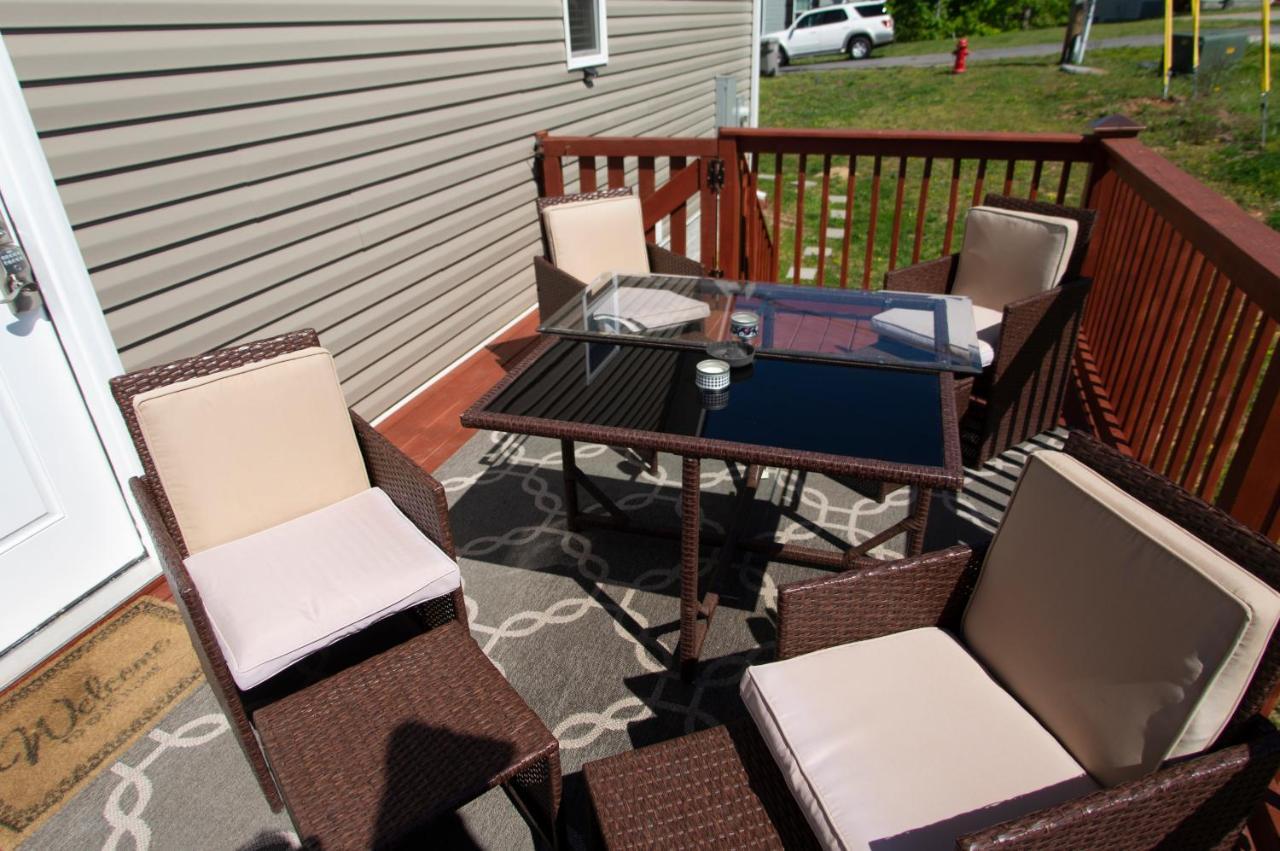 Great Little Guest Suite With Private Entry & Deck! Pet Friendly & 30 Mins To Nashville! Ashland City Екстер'єр фото