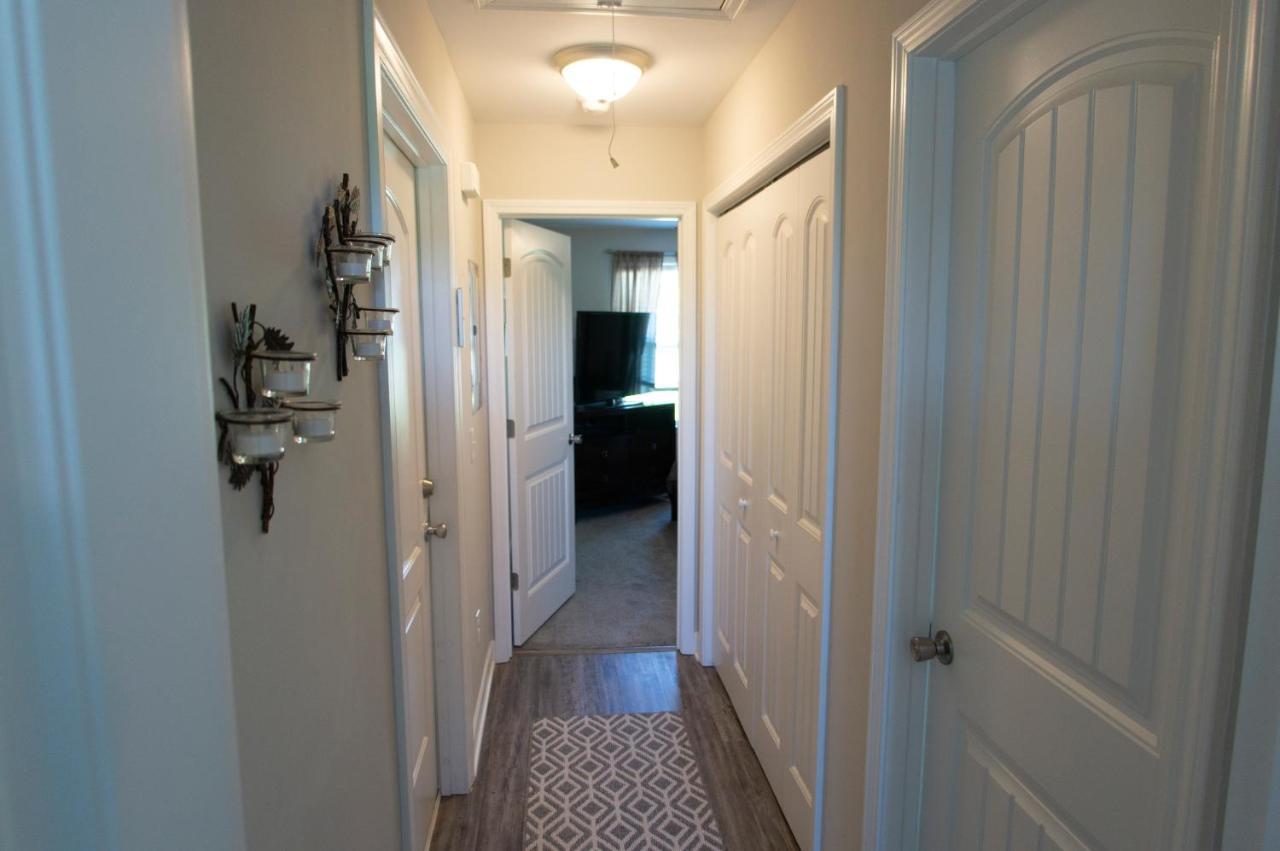 Great Little Guest Suite With Private Entry & Deck! Pet Friendly & 30 Mins To Nashville! Ashland City Екстер'єр фото